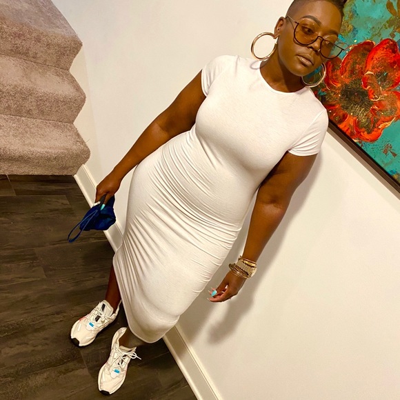 Capped sleeve midi dress - Picture 4 of 7